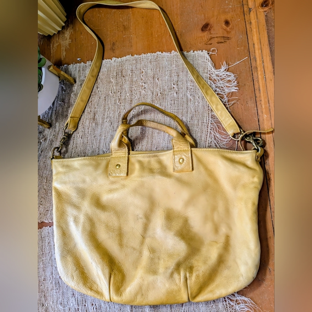 Clare V Messenger Satchel DAMAGE/STAINS